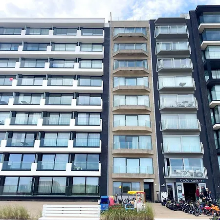 아파트 Garbi 0301 With Beautiful Sea Views 니우포르트